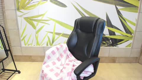 Mira online show from 12.08.24