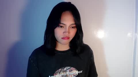 Mira Bella online show from 02.19.25