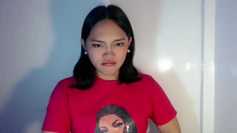 Mira Bella online show from 03.11.25