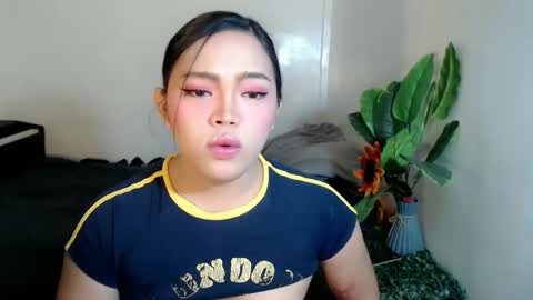 Mira Bella online show from 04.22.26