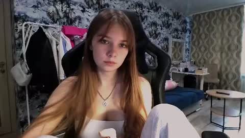 Snapshot of mira_princess chatting on 07.28.26 MIRAcle online show from 07.28.26