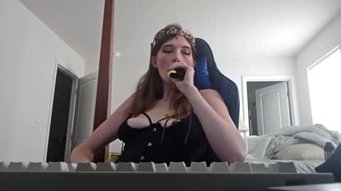 miracat4u online show from 10.31.25