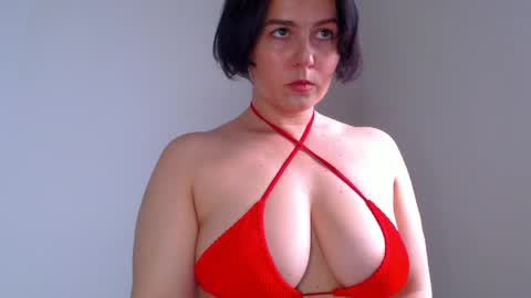 Snapshot of miradiaz chatting on 05.19.26 Meera online show from 05.19.26