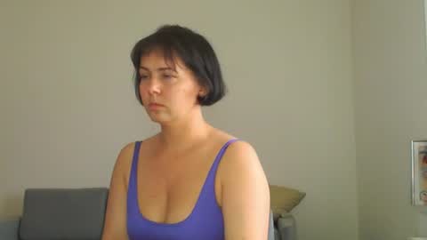 Snapshot of miradiaz chatting on 06.11.26 Meera online show from 06.11.26