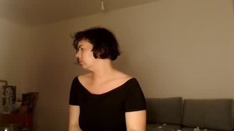Snapshot of miradiaz chatting on 06.13.26 Meera online show from 06.13.26