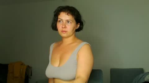 Snapshot of miradiaz chatting on 06.17.26 Meera online show from 06.17.26