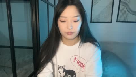 Snapshot of mirafloat chatting on 11.29.25 mirafloat online show from 11.29.25