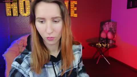 Snapshot of miralush chatting on 12.09.24 Mira online show from 12.09.24