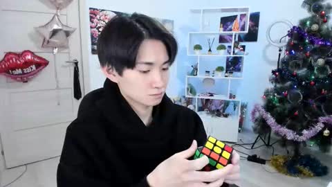 Snapshot of miram_yoo chatting on 01.06.26 online show from 01.06.26