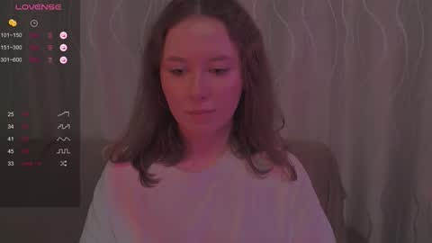 Snapshot of miranadevl chatting on 10.09.25 Kira online show from 10.09.25