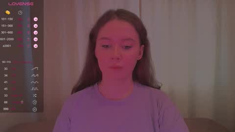 Snapshot of miranadevl chatting on 11.12.25 Kira online show from 11.12.25