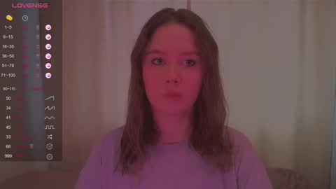 Snapshot of miranadevl chatting on 11.13.25 Kira online show from 11.13.25