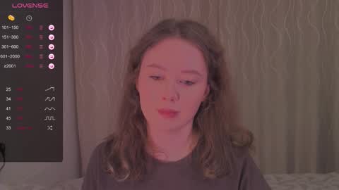 Snapshot of miranadevl chatting on 12.05.25 Kira online show from 12.05.25