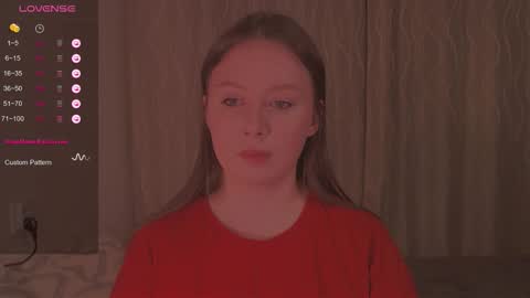 Snapshot of miranadevl chatting on 01.12.26 Kira online show from 01.12.26