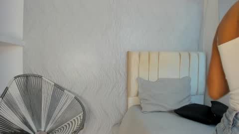 Snapshot of miranda_villa chatting on 02.23.25 Miranda online show from 02.23.25