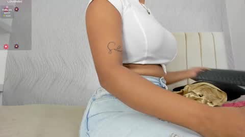 Snapshot of miranda_villa chatting on 09.11.25 Miranda online show from 09.11.25