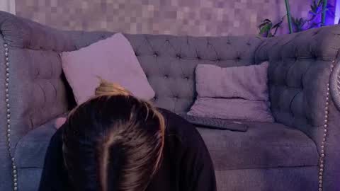 Snapshot of miranda_villa chatting on 11.24.25 Miranda online show from 11.24.25