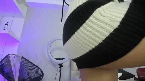 Snapshot of miranda_villa chatting on 01.09.26 Miranda online show from 01.09.26