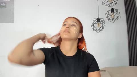 Snapshot of miranda_villa chatting on 03.12.26 Miranda online show from 03.12.26