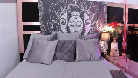 Snapshot of mirandaaduboiss chatting on 02.24.26 Miranda online show from 02.24.26