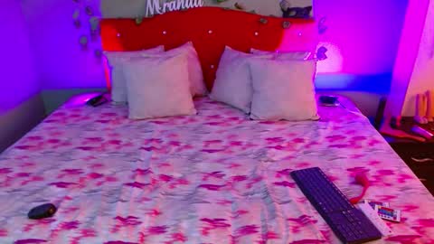 Snapshot of mirandabigboobs chatting on 01.10.26 Miranda online show from 01.10.26