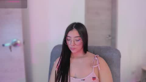 Snapshot of mirandajohnson_ chatting on 10.21.25 Miranda online show from 10.21.25