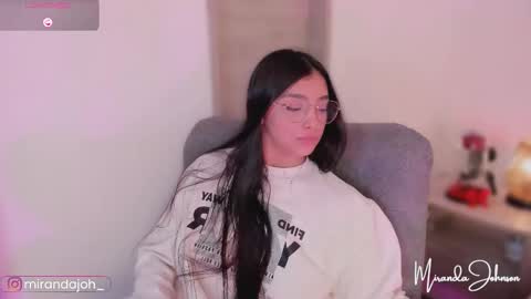 Snapshot of mirandajohnson_ chatting on 12.17.25 Miranda online show from 12.17.25