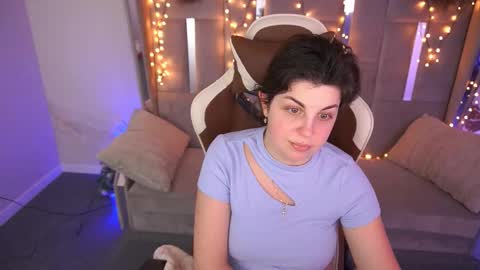 Snapshot of mirandawarm chatting on 02.15.26 Miranda online show from 02.15.26