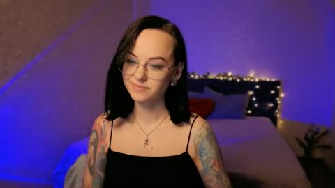 MiraSkyy online show from 05.02.26