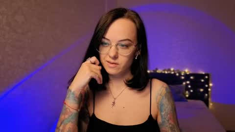 MiraSkyy online show from 05.12.26