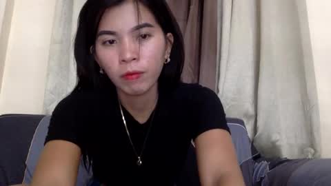 Snapshot of mireill_sex chatting on 06.14.26 mireill_sex online show from 06.14.26