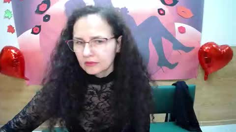 Snapshot of miroslava_happi chatting on 10.18.25 Miroslava Happi online show from 10.18.25