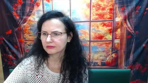 Snapshot of miroslava_happi chatting on 11.23.25 Miroslava Happi online show from 11.23.25