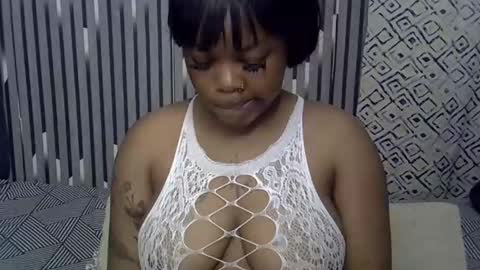 Snapshot of mirror_254 chatting on 12.15.25 mirror_254 online show from 12.15.25