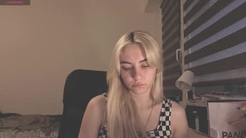 misa_0 online show from 11.04.25