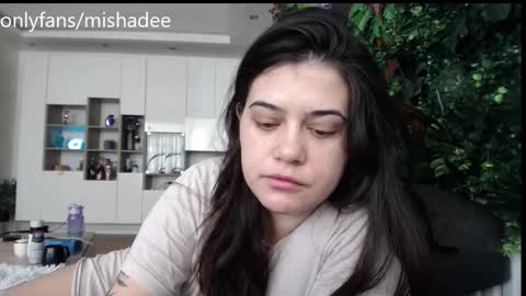 Mishaa online show from 02.26.25