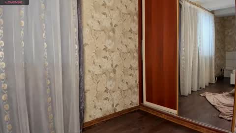 mishapallmer online show from 11.24.25