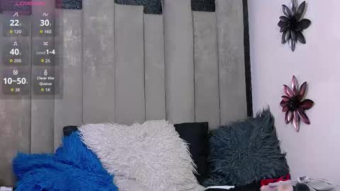 Snapshot of misroos chatting on 02.23.26 ross online show from 02.23.26