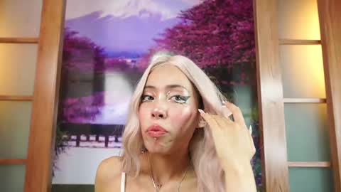 Snapshot of miss__aly chatting on 09.19.25 Ally online show from 09.19.25