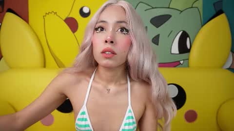 Snapshot of miss__aly chatting on 11.11.25 Ally online show from 11.11.25