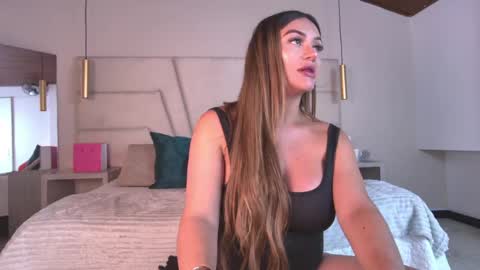 miss__ary_ online show from 04.24.26