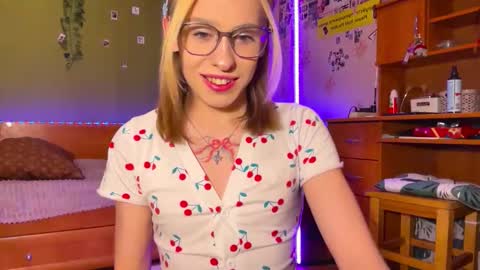 Snapshot of miss_barbie1 chatting on 03.03.26 Anya online show from 03.03.26