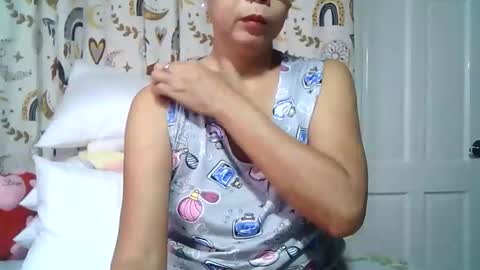 Snapshot of miss_capricorn chatting on 02.25.26 miss_capricorn online show from 02.25.26