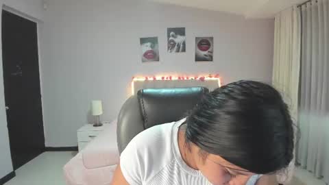 Snapshot of miss_cataleya__ chatting on 06.15.26 Cataleya online show from 06.15.26