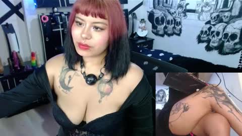 Snapshot of miss_clover chatting on 12.29.24 miss_clover online show from 12.29.24