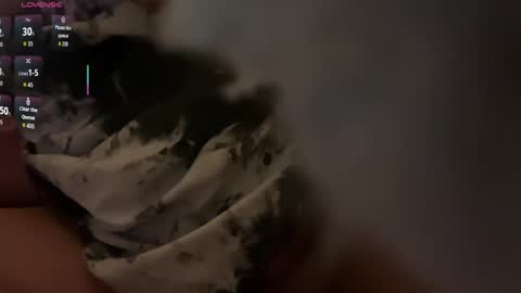 miss criss xoxo online show from 09.18.25