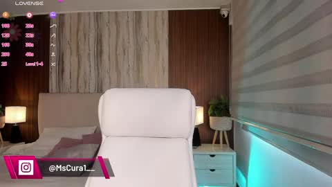 CANDELA CASTRO  online show from 04.30.26