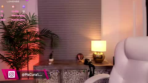 CANDELA CASTRO  online show from 05.26.26