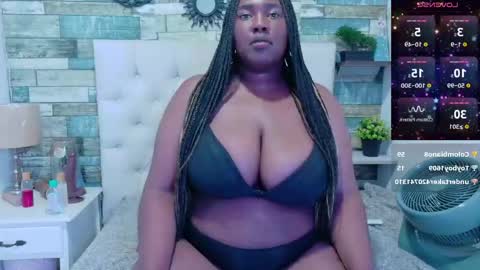 miss_evans_ online show from 05.05.26