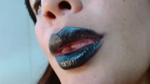 Miss Evoleth online show from 12.22.25